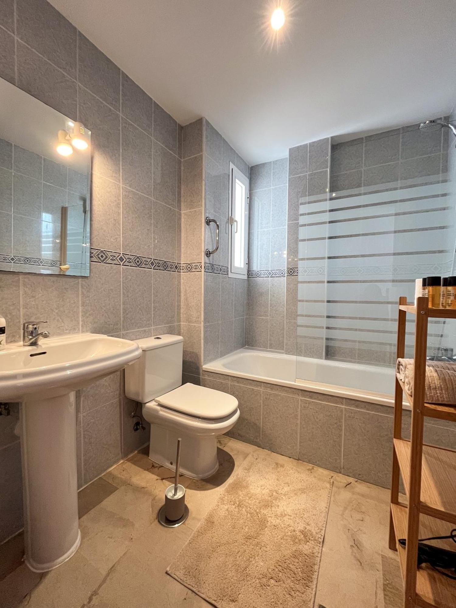 Appartement Spacieux Avec Terrasse Et Piscine Benalmadena Exterior photo